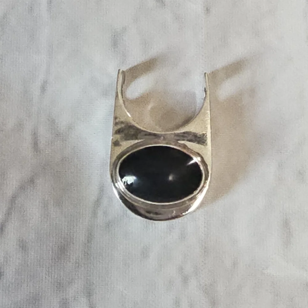 Sterling Silver 925 Genuine Oval Onyx Pendant - Picture 1 of 8